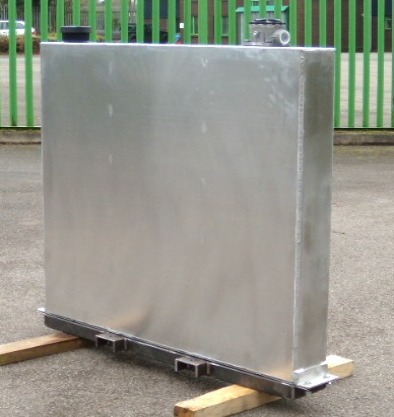 resized-image-Promo (25) hydraulic oil reservoir tank